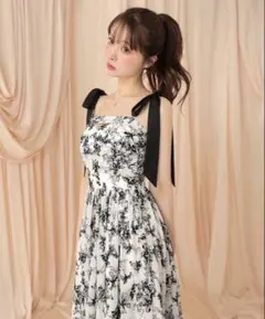 エムミーエメ Lame chiffon ribbon slit onepiece - メルカリ