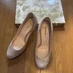 セブントゥエルブサーティパンプス