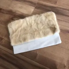 Item thumbnail for item 2d06f47d-3a7c-416f-8b9d-e6183e9ffd9c