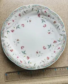 ノリタケ　Noritake Bone China プレート 花柄 皿のサムネイル