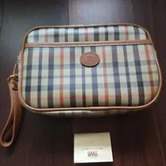 新品未使用　DAKS ENGLAND ポーチ セカンドバッグ　メンズ　レディースのサムネイル