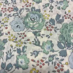 ハンドメイド ガーゼハンカチ(15×15)リバティフェリシテ+6重ガーゼ