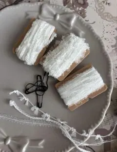 ファンシーヤーン 各5m×３種《ラッピングやコラージュに使えるおまけ付》