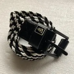 NEW ERA編み込みデザイン ベルト 黒と白