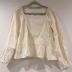 flower 2way コットン ペプラムブラウスのサムネイル