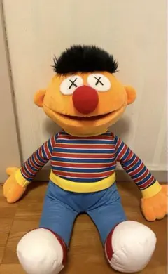 UNIQLO カウズ　セサミストリート