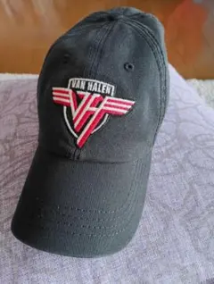 Van Halen 刺繍ロゴ 黒キャップのサムネイル