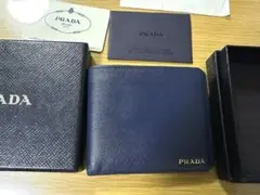 ［極美品］PRADA マネークリップ折財布　ブルー 2025年最新】PRADA カラー：ブルー系 二つ折り財布の人気