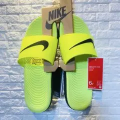 NIKE 蛍光イエロー サンダル - メルカリ