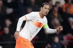 NIKE オランダ代表 ユニフォーム VIRGIL ファンダイク 4 - メルカリ