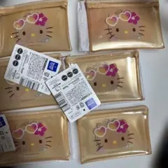 新品　日焼けキティ フラットポーチ ７点セット サンリオ