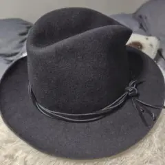 Item thumbnail for item cd22aa87-d712-47b6-ab56-8b00c9274872