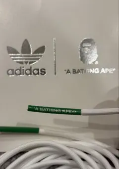 adidas x スタンスミスアベイシングエイプ・コラボモデルの靴紐