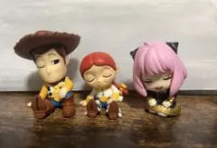 ガチャ　肩ズン3点セット　トイストーリー　SPY×FAMILY