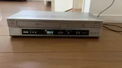 SHARP D-combo DV-NC750 DVDレコーダー Amazon | シャープ D・combo ビデオ一体型DVDプレーヤー DV