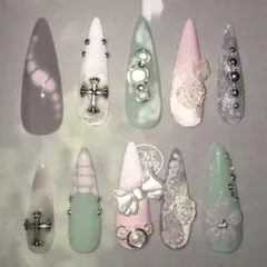 ネイルチップ 紫×黄 ダーク ロングポイント - メルカリ