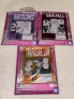 ONE PIECE アクリルブロックチャーム　ロー　バルトロメオ　ガンフォール