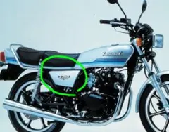 KAWASAKI Z250FT サイドカバー 左 カワサキ [M-250421-68] KAWASAKI Z250FT Z250FT ロゴ入りメッキキャブサイドカバー ACP カワサキ