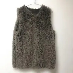 アーバンリサーチ アイテムズ　ファー ベスト　美品