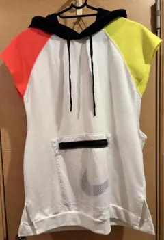 NIKE ノースリーブ フーディー パーカーのサムネイル