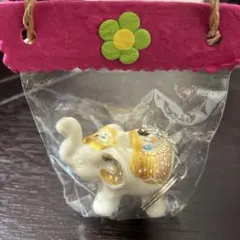 象 キーホルダー ホワイト×ゴールド