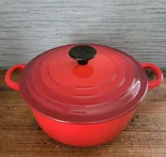⭐︎値下げ　ルクルーゼ　ココット　18センチ Amazon.co.jp: ル・クルーゼ(Le Creuset) 鋳物 ホーロー 鍋