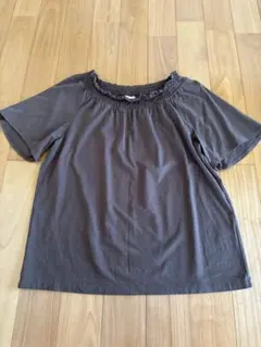 PLST カーキ半袖Tシャツ