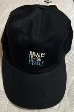 【タグ付き新品】ＧＵ　キャップ 黒 ロゴ刺繍 ALWAYS BE MYSELFのサムネイル