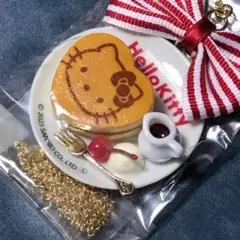 TiTi ハローキティ パンケーキネックレス 伊勢丹 サンリオ - メルカリ