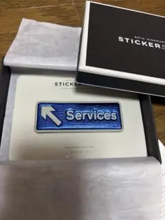 アニヤハインドマーチのステッカー