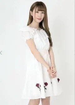 Ank Rouge ローズエンブロイダリーフリルパフOP 白のサムネイル