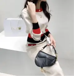 【美品】配色ボタンニット&スカートSET（DHOLIC）ベージュ　韓国ミナグラム