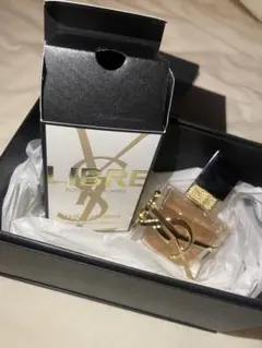 YSL LIBRE リブレ オードパルファム フローラル 30ml 箱付きのサムネイル