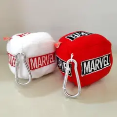 MARVEL　マーベル　ふわふわキューブ　キーホルダー　２個セットのサムネイル