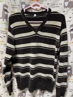 ストライプ Vネックセーター Mサイズ
