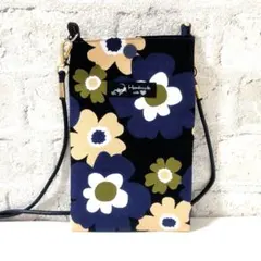 ハンドメイド　スマホショルダー　サコッシュ　北欧調　花柄　ネイビーブルー