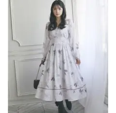 新品　トッコクローゼット シャーリングフラワープリントワンピース tocco