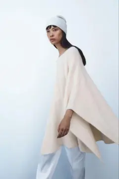 ZARA　アルパカブレンド フェルトテクスチャー ニットケープ　エクリュ