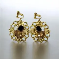 Item thumbnail for item 153fa5c1-0100-44a5-89d0-0bd27e351717