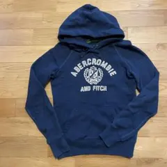 ネイビー パーカー