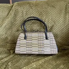 Item thumbnail for item 6a17c41d-90b6-4879-91c6-44a88316c2b2