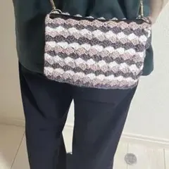 模様編み　ショルダーバッグ　【ファスナー付き】編み物　ポシェット