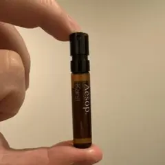 (値下げ不可) Aesop Karst オードパルファム サンプルのサムネイル
