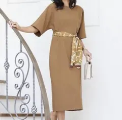 ドゥクラッセ 二重織ストレッチ ベルトデザインワンピース