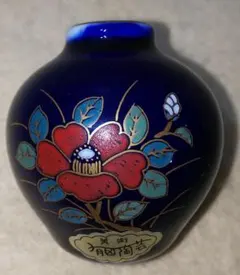 有田焼 ミニチュア花瓶　陶器　 飾り壺