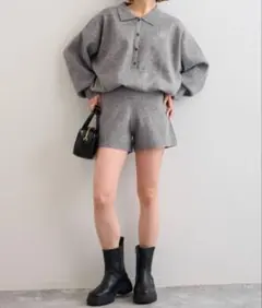 えり付きニットロンパースのサムネイル
