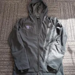 アンブロ　マウンテンパーカー　Mサイズ