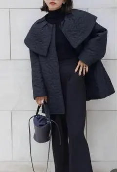 ベベッド　ビッグカラーキルティングジャケット　ブラック