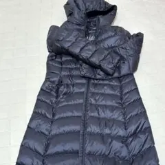 ユニクロ　ダウンロングコート　黒