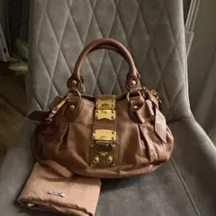 Item thumbnail for item 82f3ac29-6e02-4bd1-82ab-b47b43432bbd